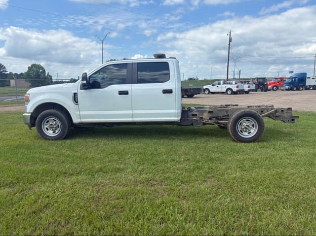 Image of Ford F-250 equipment image 4