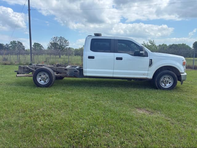 Image of Ford F-250 equipment image 3