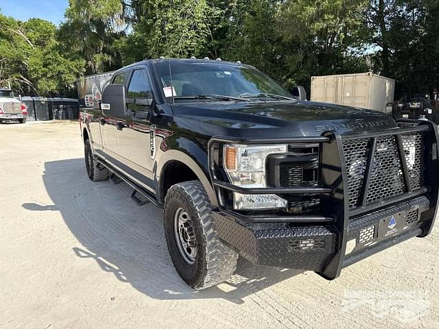 Image of Ford F-250 equipment image 2