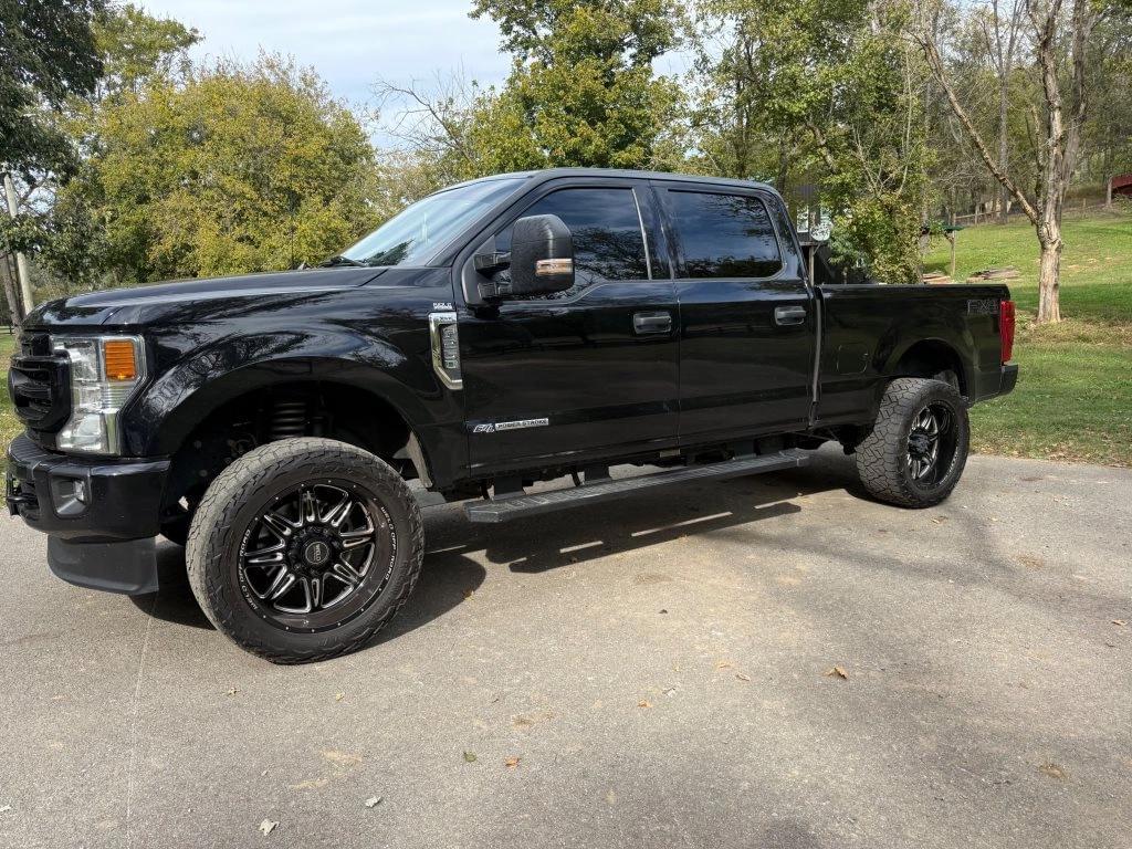 Image of Ford F-250 Primary image