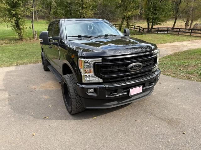 Image of Ford F-250 equipment image 3