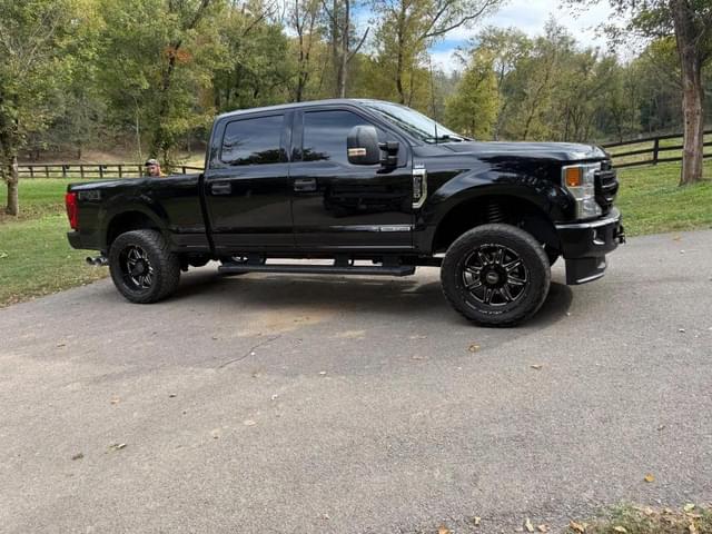Image of Ford F-250 equipment image 1