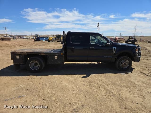 Image of Ford F-350 equipment image 3