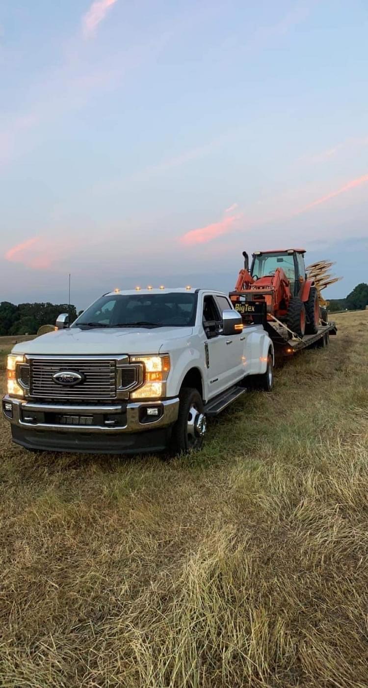 2022 Ford F-350 Equipment Image0