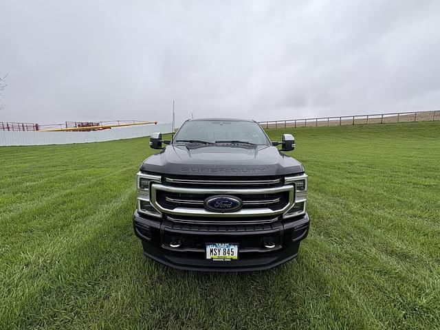 Image of Ford F-350 equipment image 2