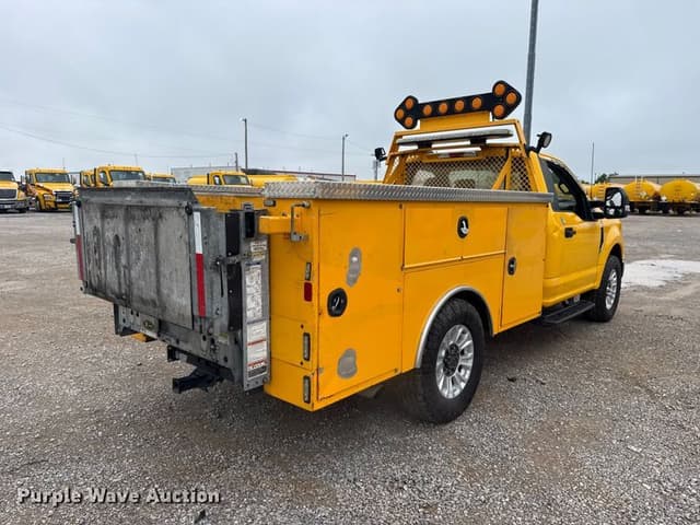 Image of Ford F-Super Duty equipment image 4