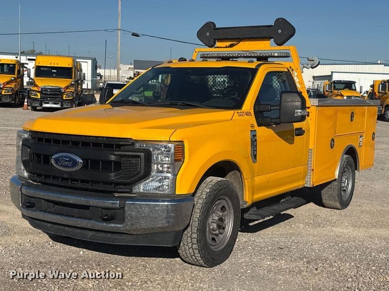 Image of Ford F-350 Primary image