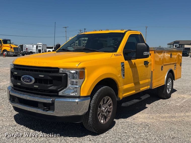 Image of Ford F-350 Primary image