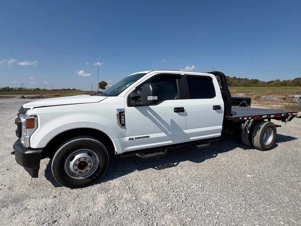 2022 Ford F-350 Equipment Image0
