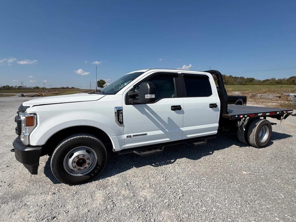 Image of Ford F-350 Primary image