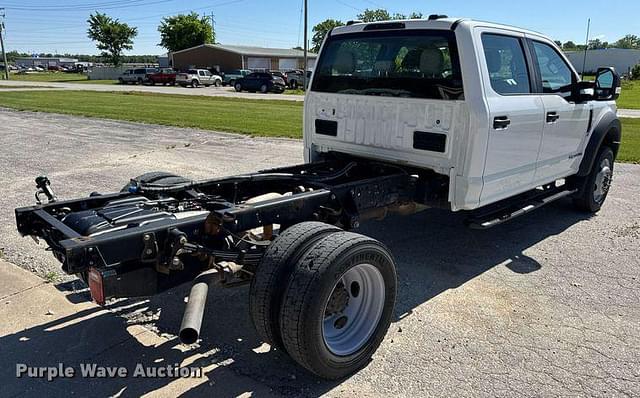 Image of Ford F-450 equipment image 4