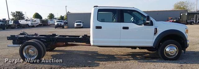 Image of Ford F-550 equipment image 3