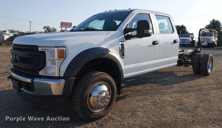 2022 Ford F-550 Equipment Image0