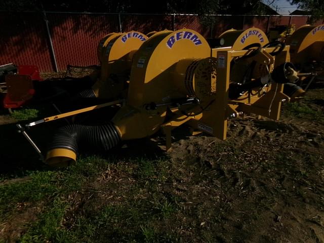 Image of Frank Russell Berm Blaster equipment image 2