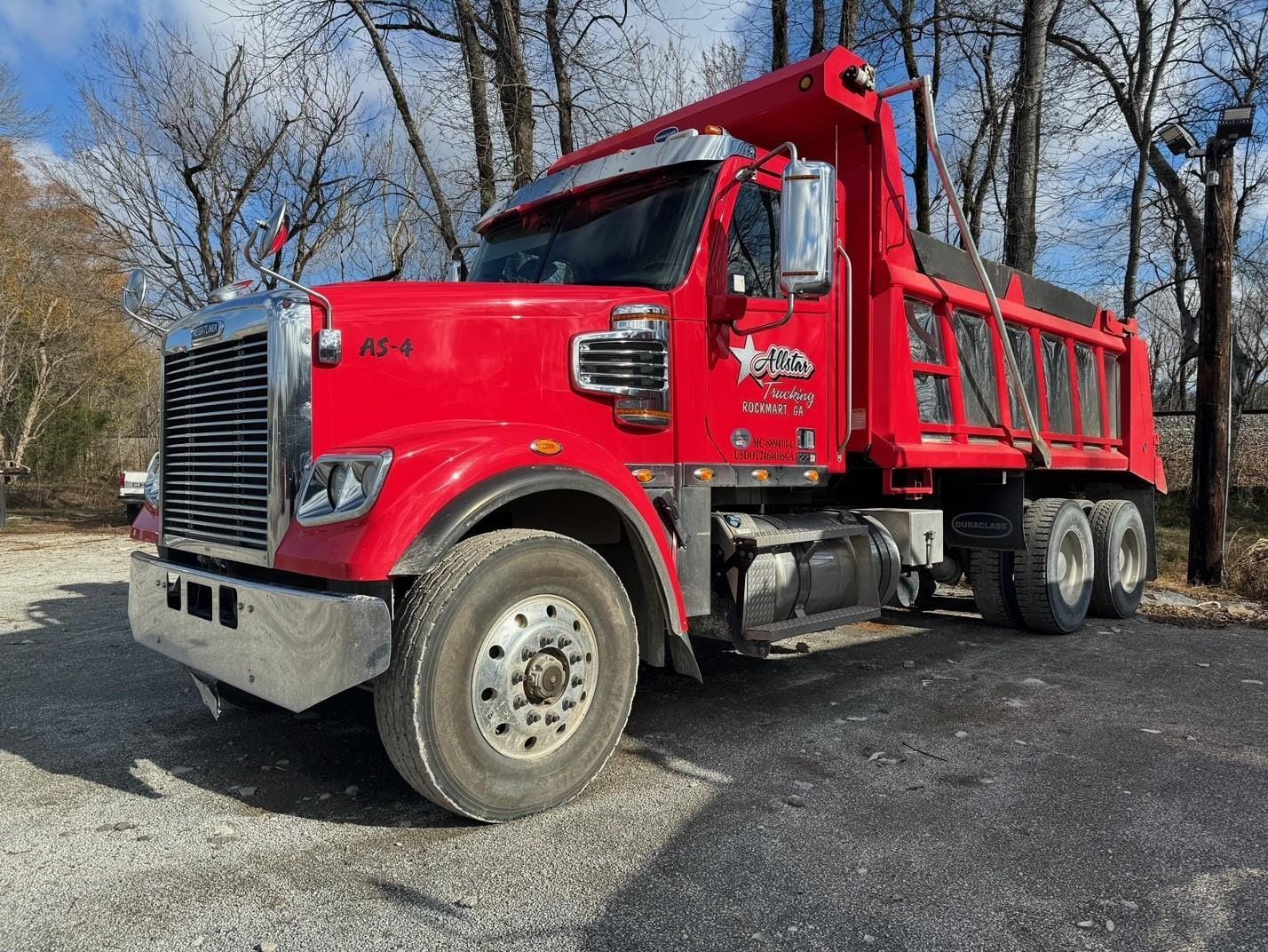 Main image Freightliner 122SD