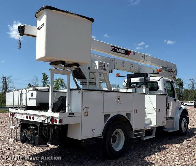 Image of Freightliner Business Class M2 equipment image 4