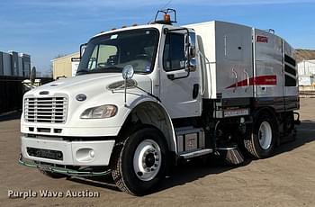 2022 Freightliner Business Class M2 Equipment Image0