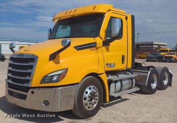 Main image Freightliner Cascadia 126