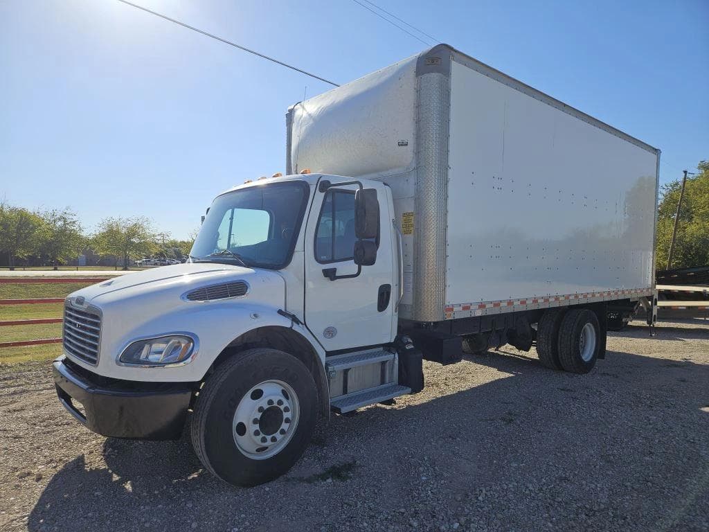 Image of Freightliner M2 Primary image