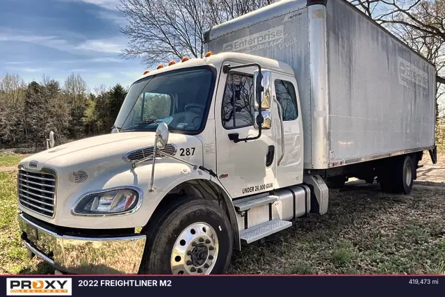 Image of Freightliner M2 equipment image 1