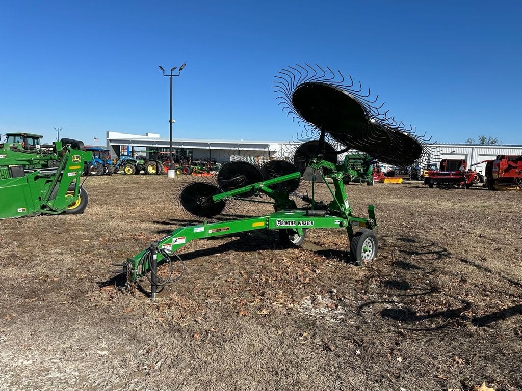 2022 Frontier WR3108 Equipment Image0