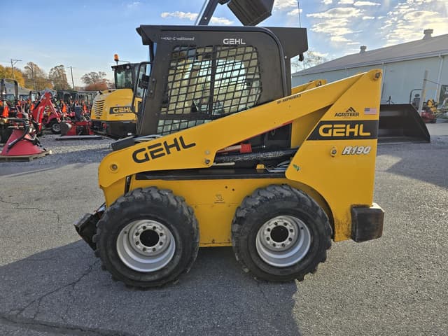 Image of Gehl R190 equipment image 4