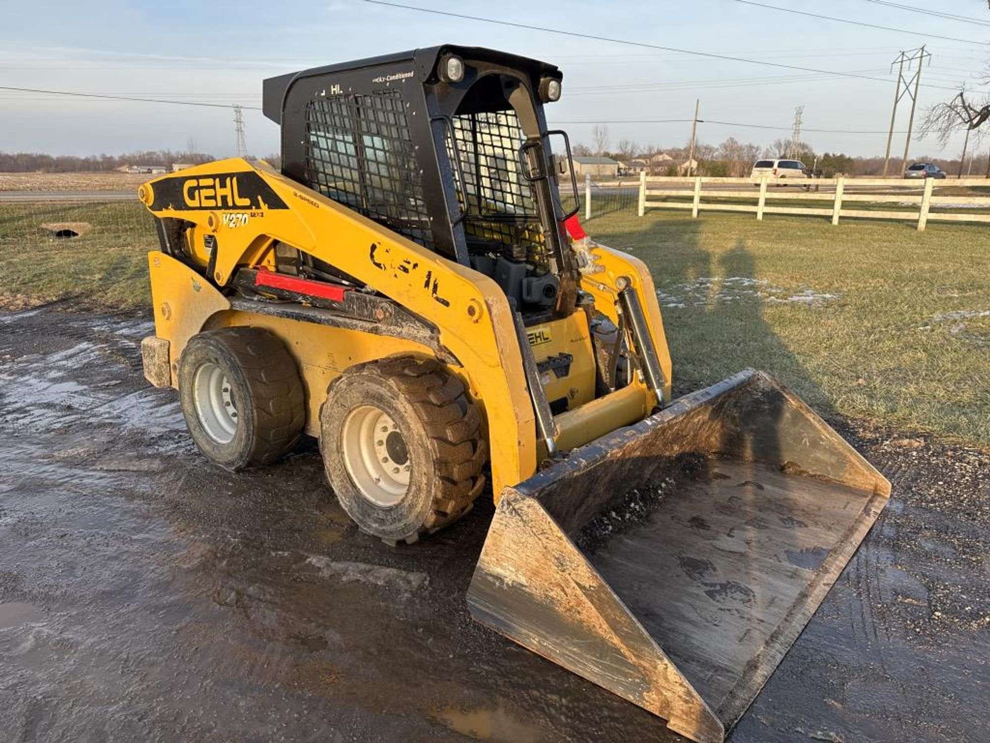 2022 Gehl V270 Equipment Image0