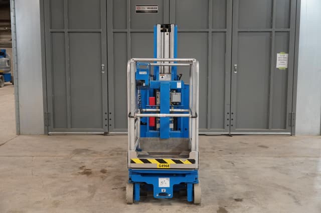 Image of Genie GR-20 equipment image 3
