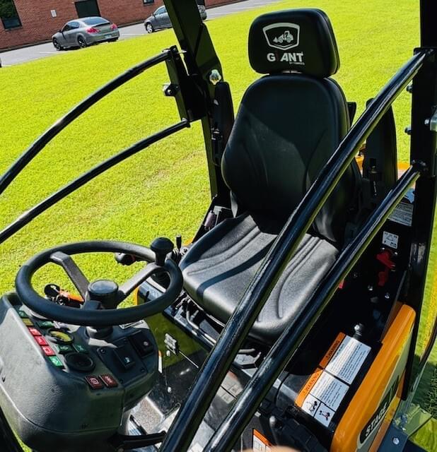 Image of Giant G1500 HD equipment image 3