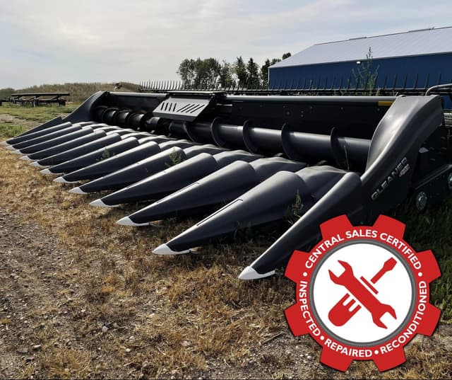 Image of Gleaner 3312 equipment image 2