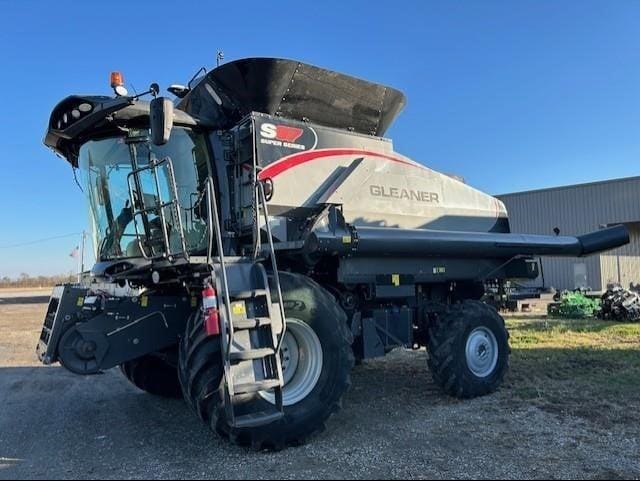 2022 Gleaner S97 Equipment Image0