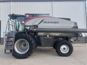 2022 Gleaner S97 Image