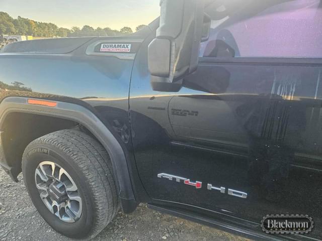Image of GMC 2500 equipment image 1