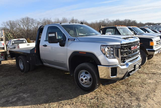 Image of GMC 3500 equipment image 3