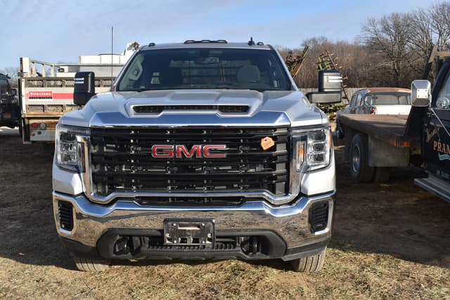 Image of GMC 3500 equipment image 1