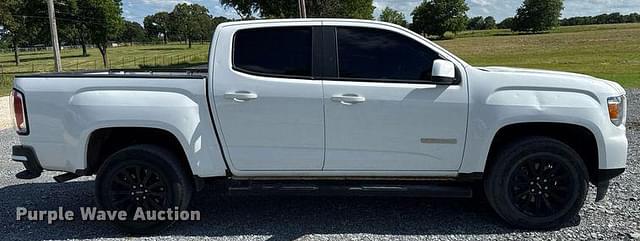 Image of GMC Canyon equipment image 3