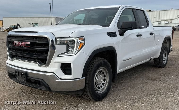 2022 GMC Sierra 1500 Equipment Image0