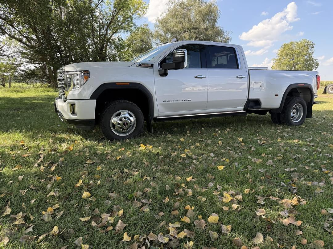 Image of GMC 3500HD Primary image