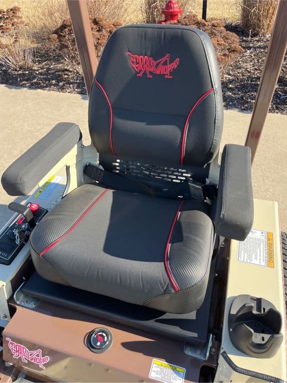 Image of Grasshopper 100V equipment image 3