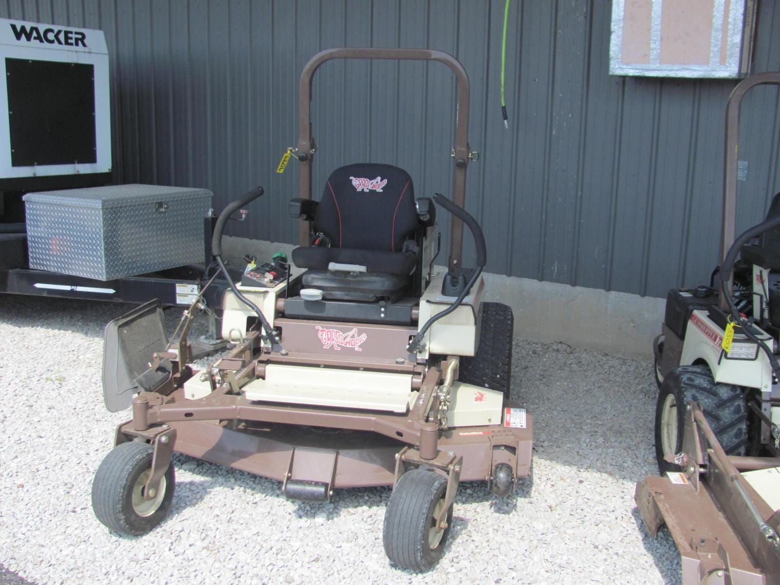 2022 Grasshopper 325D Equipment Image0