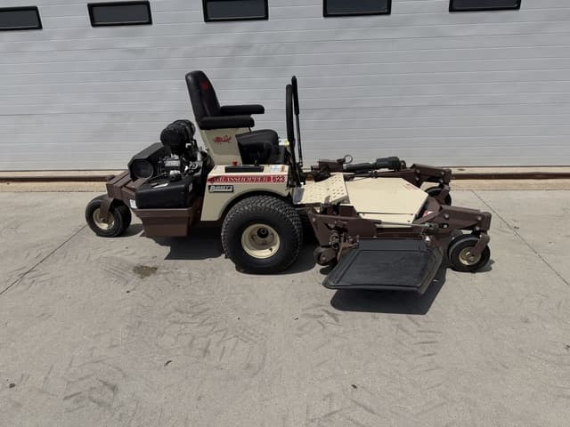 Image of Grasshopper 623T equipment image 3