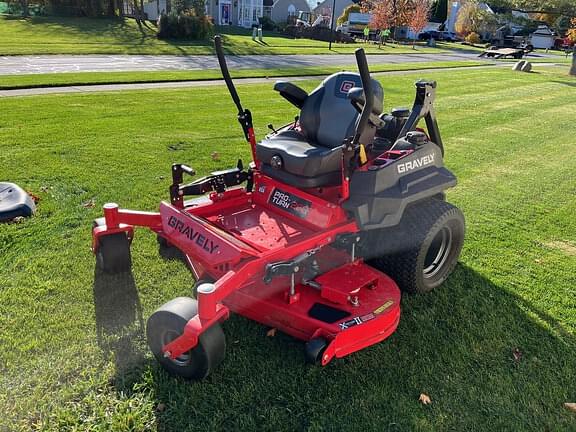 Image of Gravely Pro-Turn 260 equipment image 1