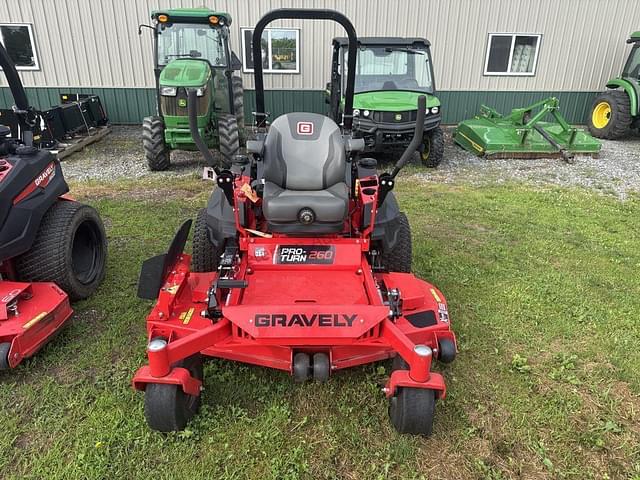 Image of Gravely Pro-Turn 260 equipment image 1
