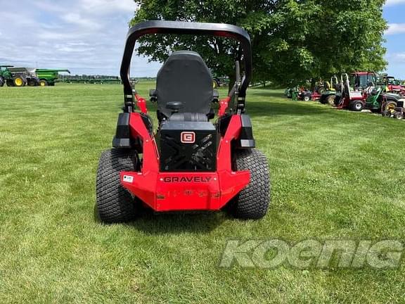 Image of Gravely Pro-Turn 652 equipment image 4