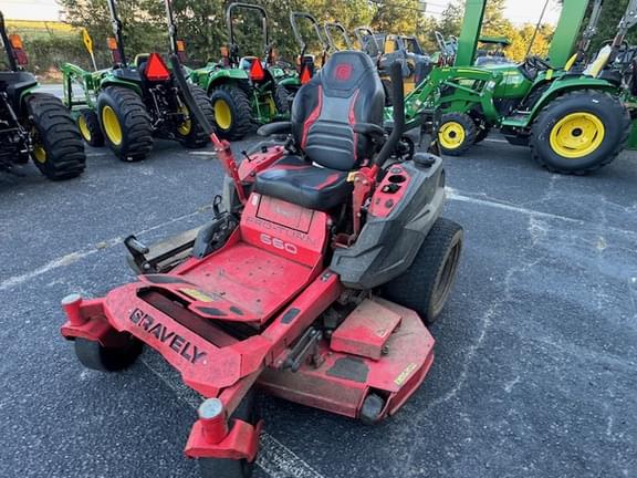 Image of Gravely Pro-Turn 660 equipment image 1