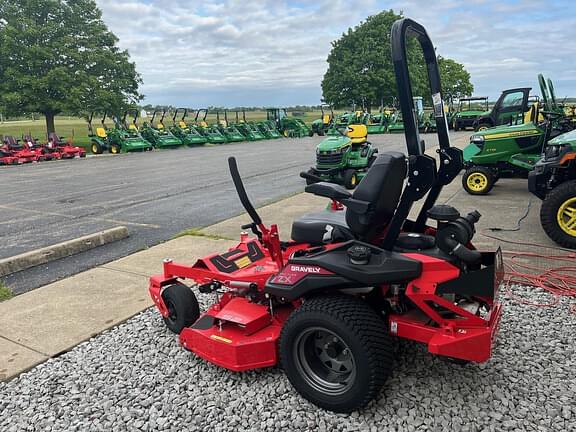 Image of Gravely Pro-Turn ZX equipment image 3