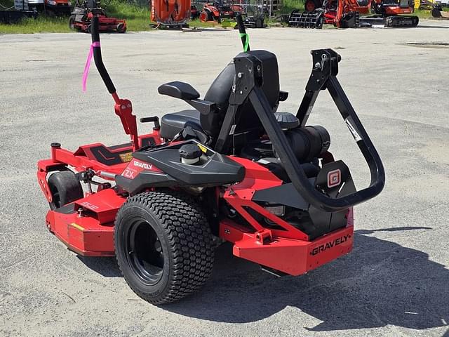 Image of Gravely Pro-Turn ZX 52 equipment image 3