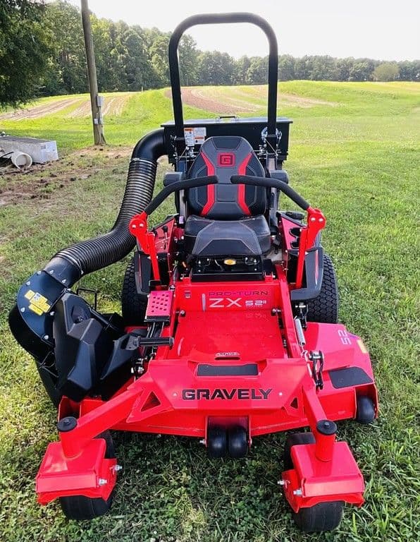 Image of Gravely Pro-Turn ZX 52 equipment image 2
