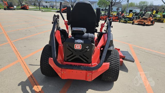 Image of Gravely Pro-Turn 672 equipment image 4