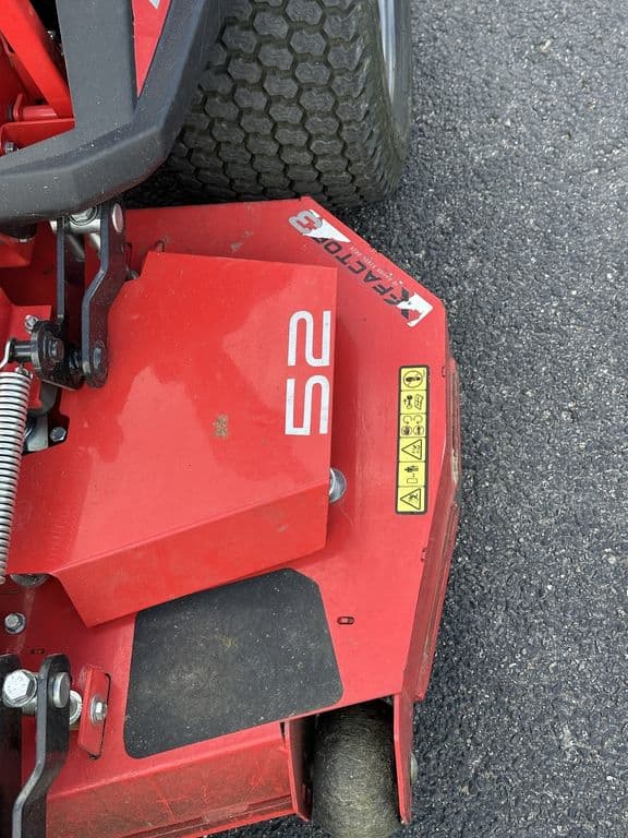 Image of Gravely ZT HD equipment image 2